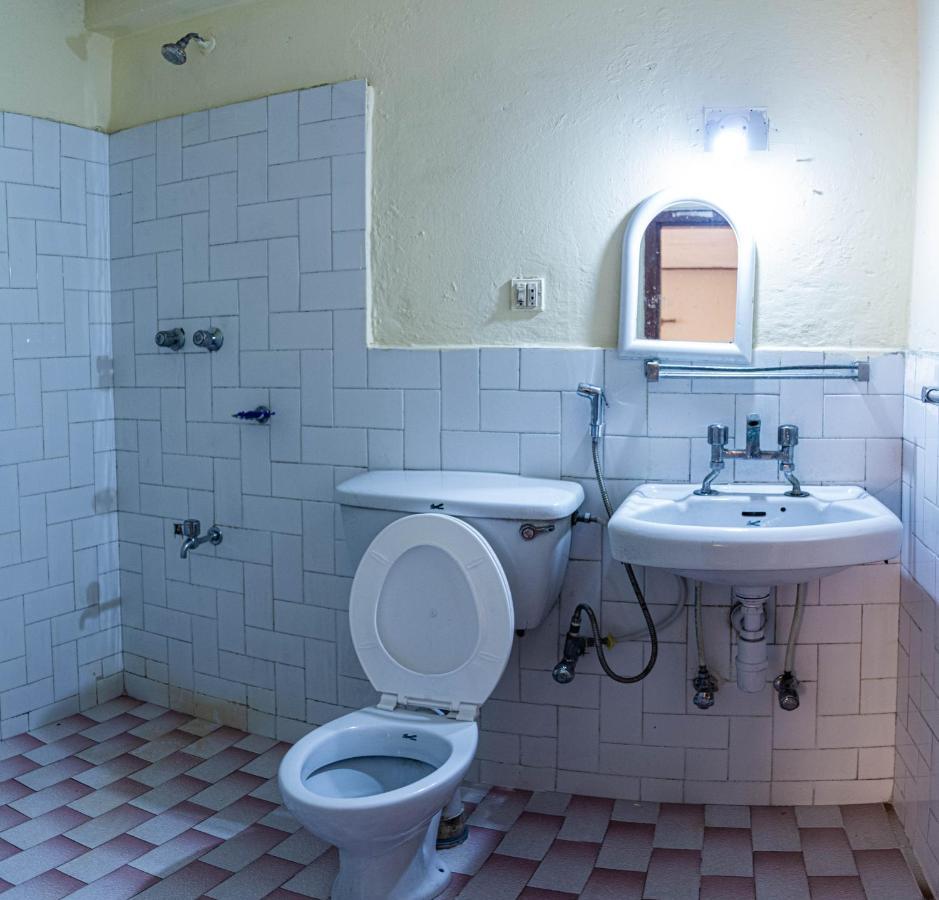 Hotel Plaza Nepal Покхара Экстерьер фото