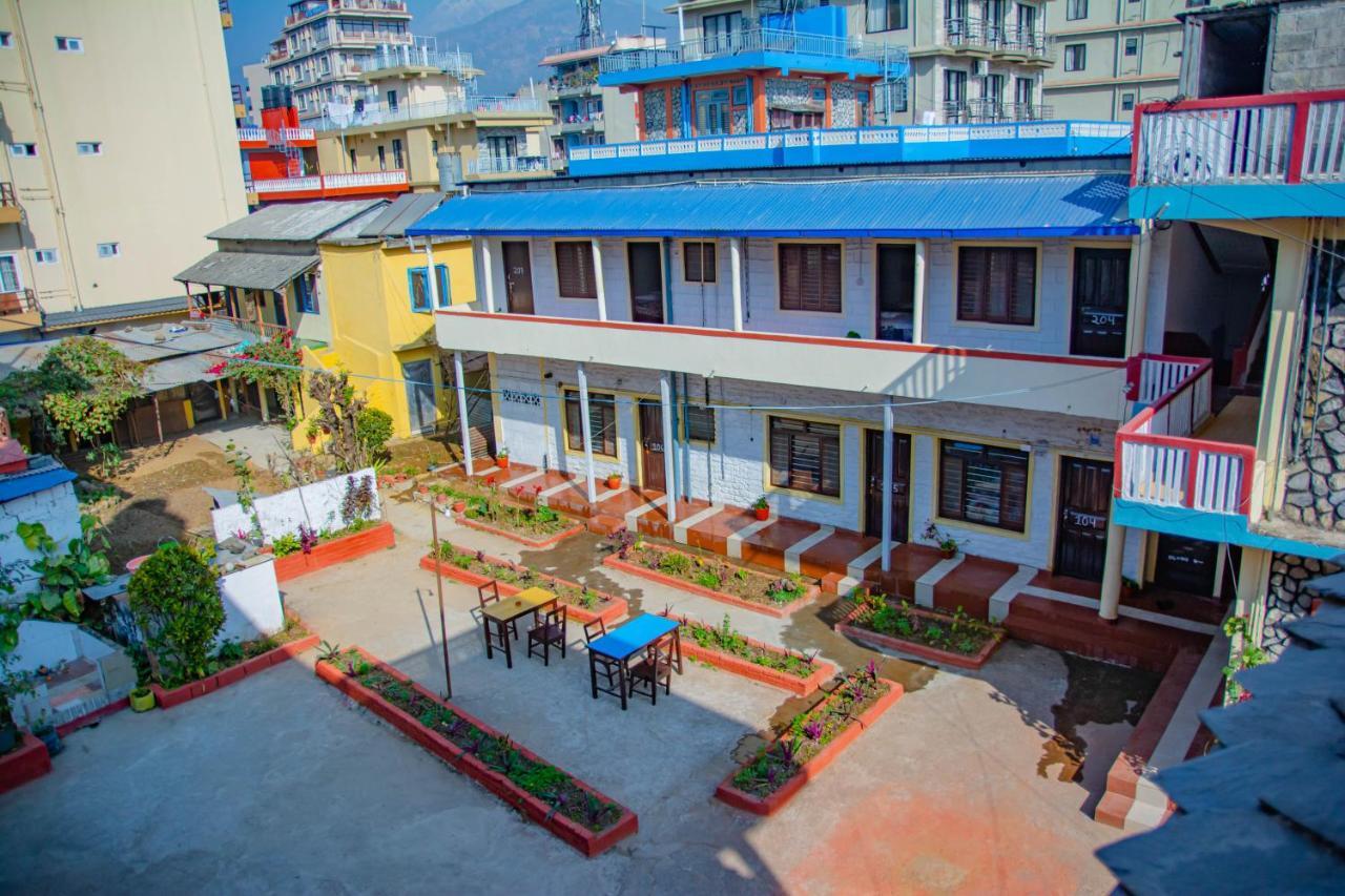 Hotel Plaza Nepal Покхара Экстерьер фото