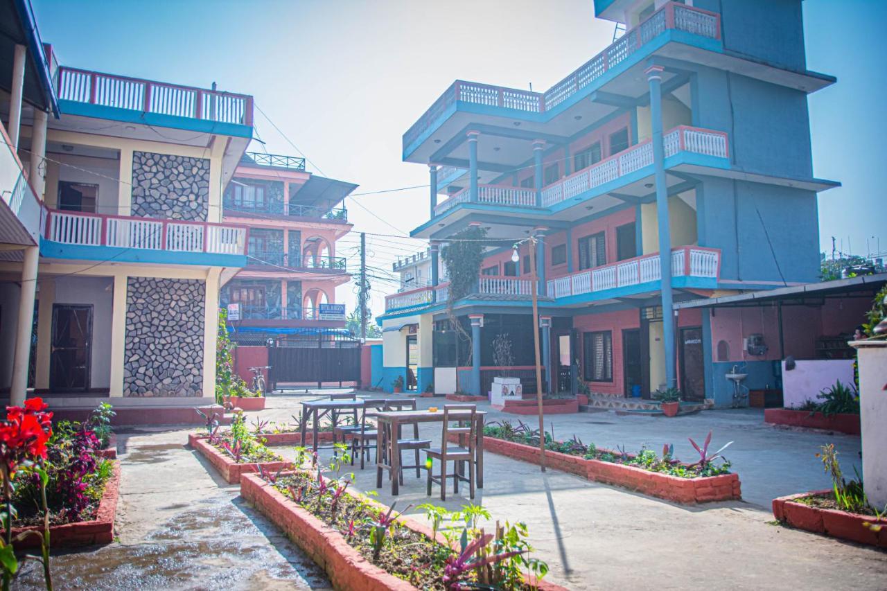 Hotel Plaza Nepal Покхара Экстерьер фото